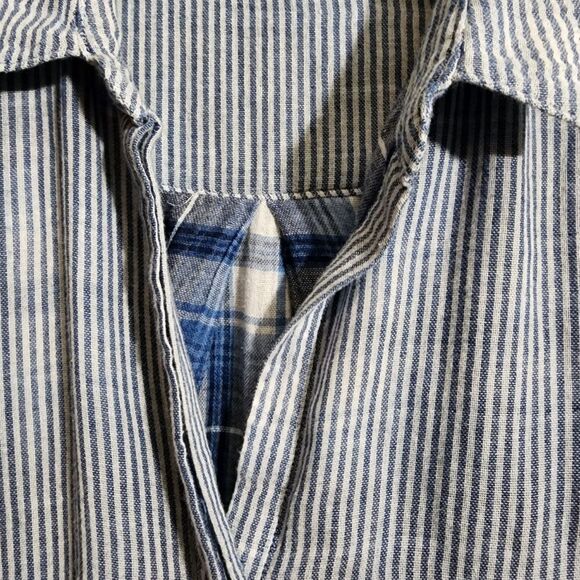 Bella Dahl High Low Button Down - Picture 9 of 16